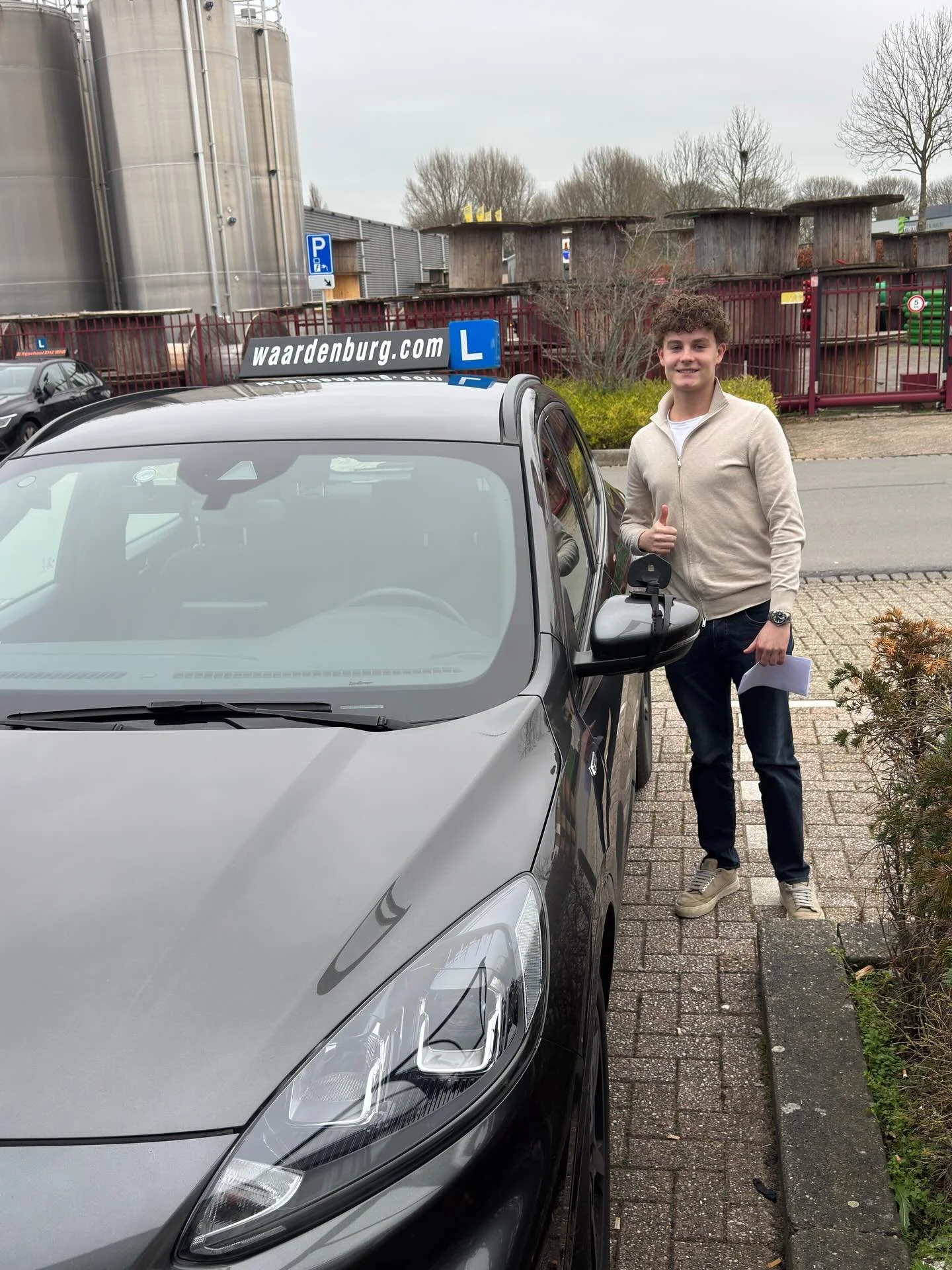 @skip_visser gefeliciteerd met je #rijbewijs. Keurige rit laten zien en in 1 x de examinator was zeer tevreden.