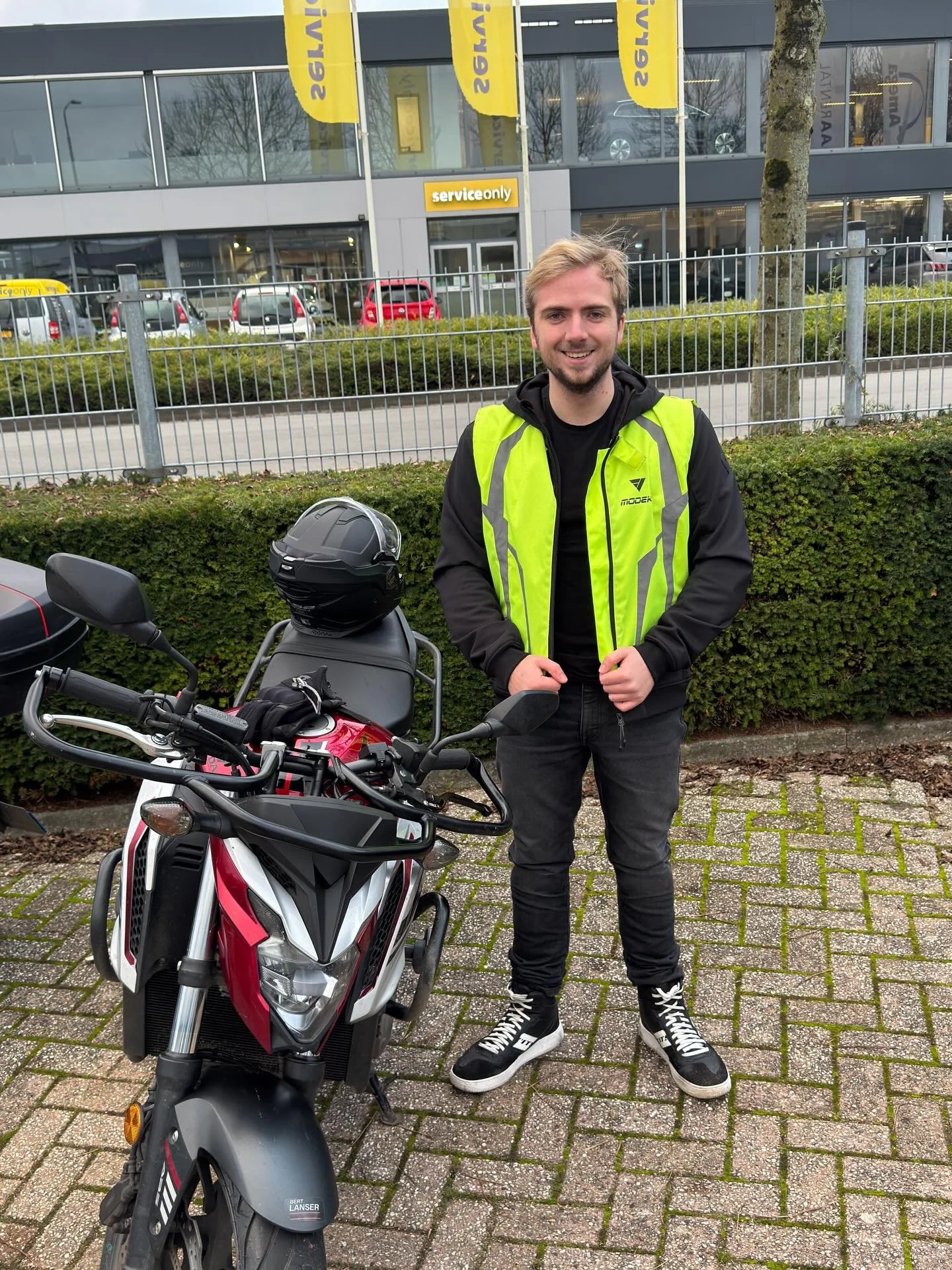 @abe__078 gefeliciteerd met je #motor #rijbewijs. Netjes ook je avb in 1x 🥳. @cbrnl