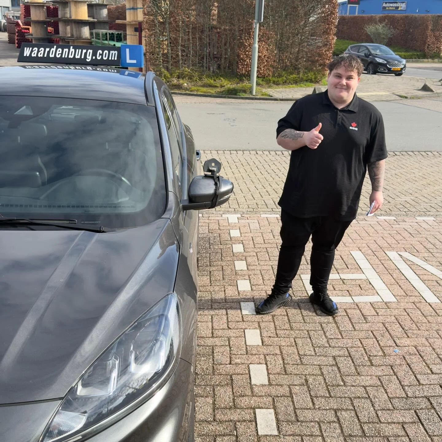 Sven gefeliciteerd met je rijbewijs. Deze keer keurig je spanning onder controle kunnen houden om zo maximaal te presteren. Veilige kilometers toegewenst. @cbrnl @yt_killer_078