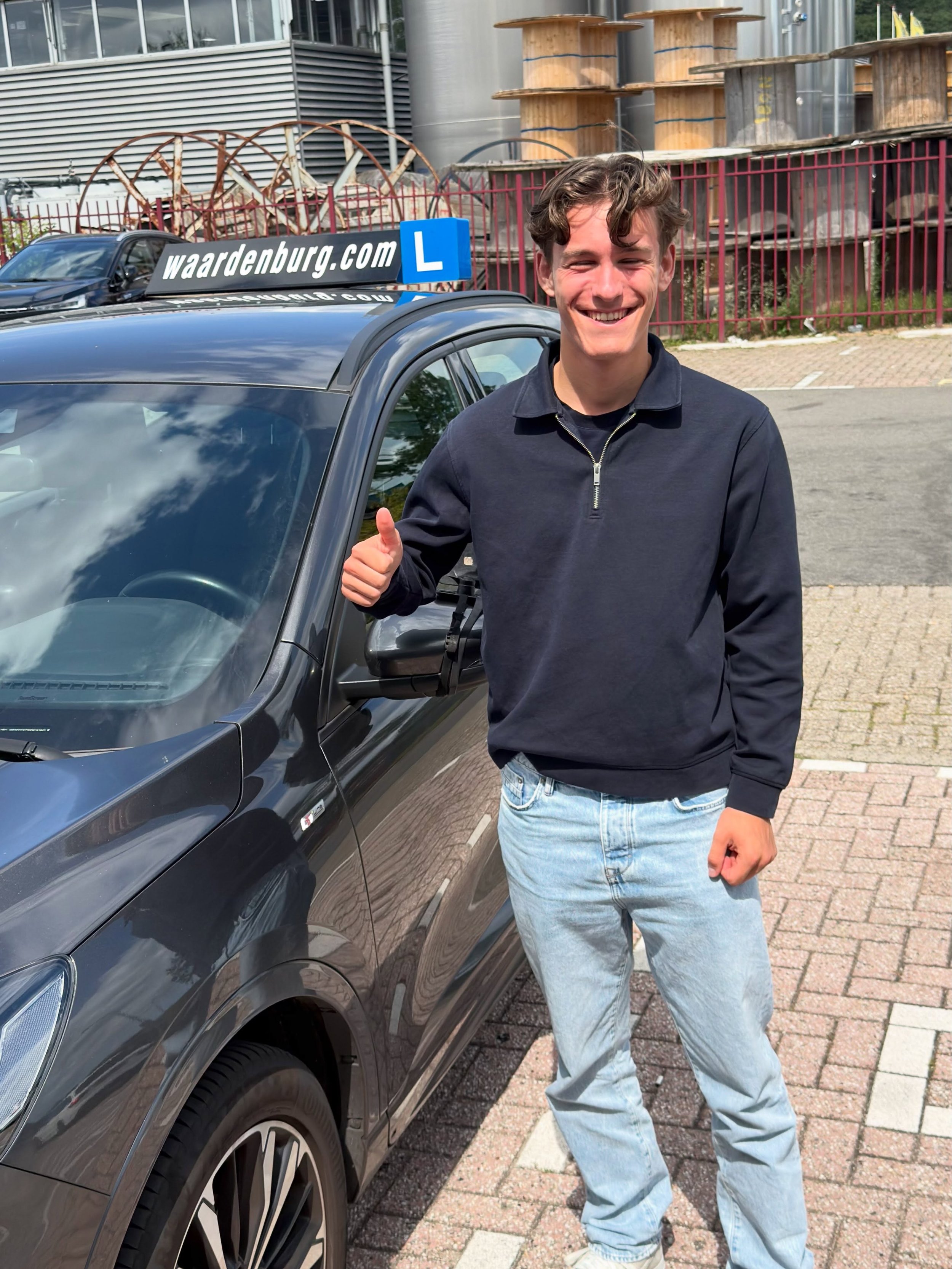@karsten.lems gefeliciteerd met je rijbewijs en sorry voor de donder speech voor je examen, maar dat was even nodig 😉. Met de complimenten van de examinator nu kilometers maken💪🏼 @cbrnl