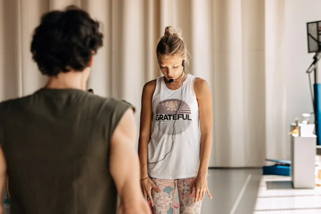 yoga-class-con-borja.jpg
