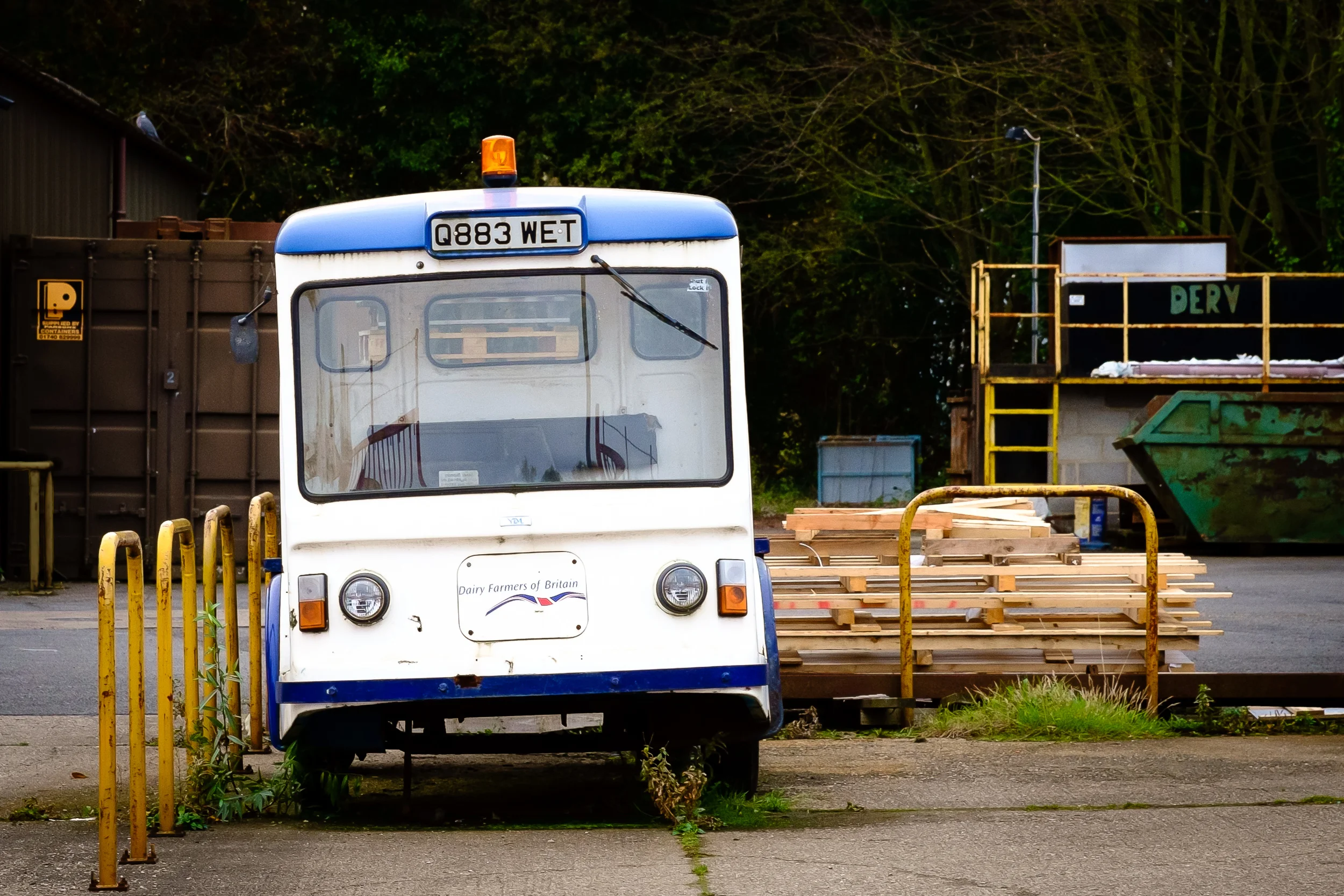 Milk float