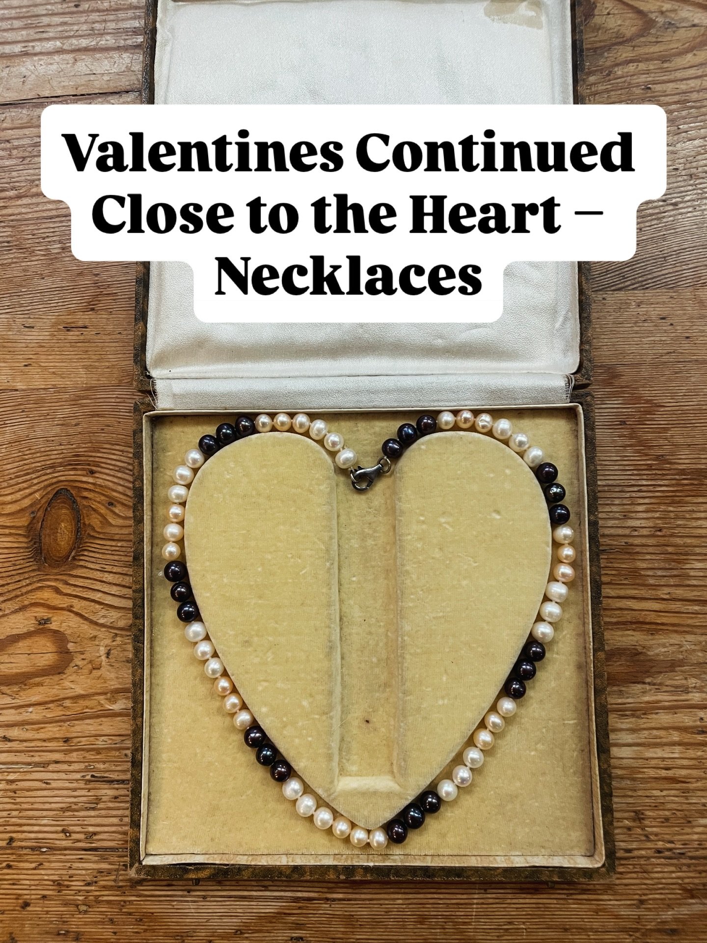 Tuesday&rsquo;s treasure: The perfect necklace. 💖

There&rsquo;s nothing quite like the weight and feel of a vintage necklace. We have a spectacular range available right now, including:

✨ Elegant Gold Lockets (perfect for hiding a secret photo!)
✨