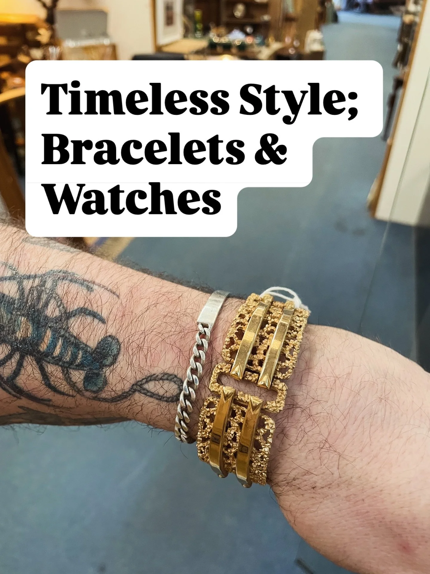 Thursday&rsquo;s treasure: Wrapped in love and keeping time. 💖

Today we are focusing on the wrist! Whether you&rsquo;re looking for a shimmering piece of jewelry or a classic piece of horology, our cabinets are overflowing with gifts that they&rsqu