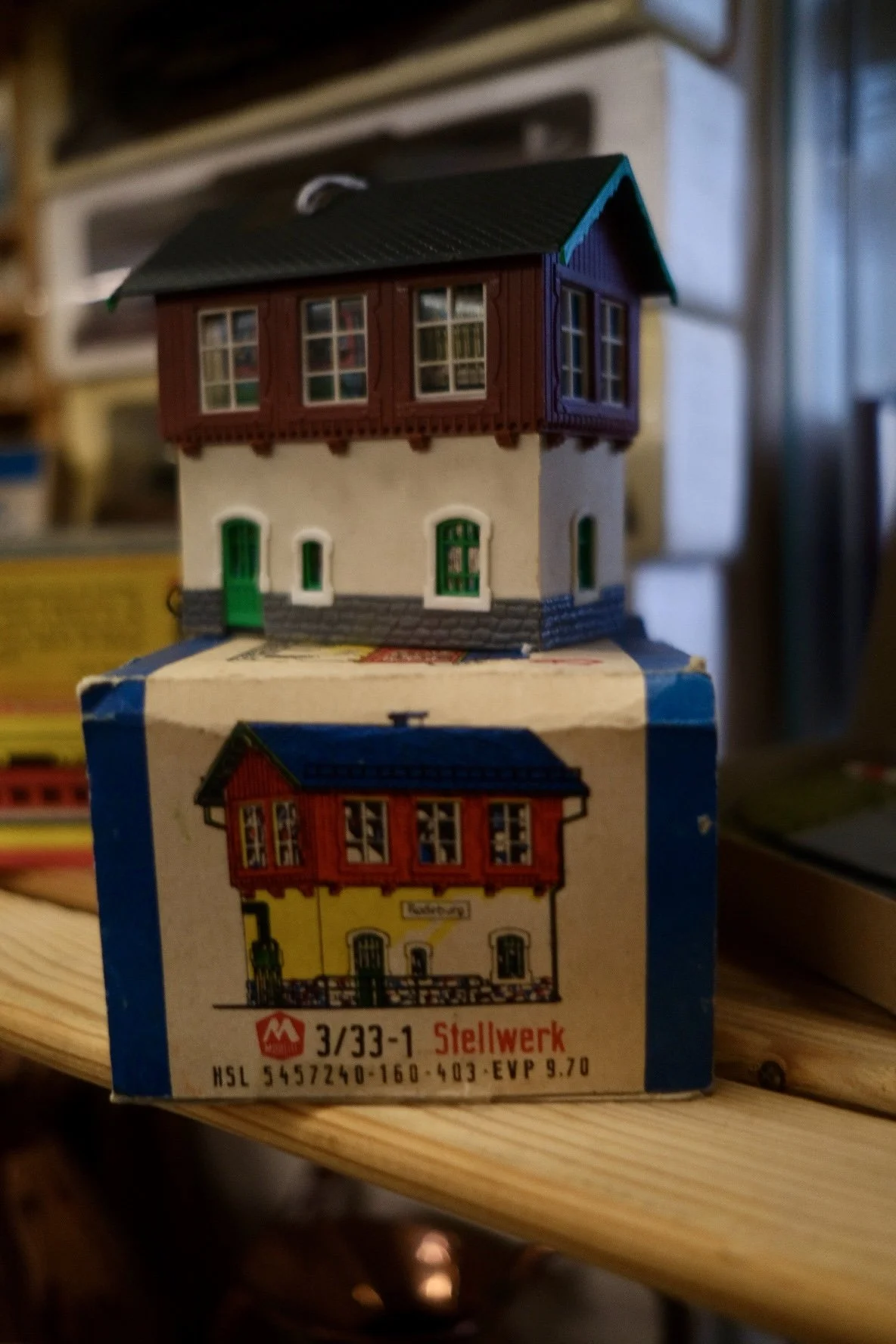 Vintage Toy Collecting: From Hornby Trains to Die-Cast Cars