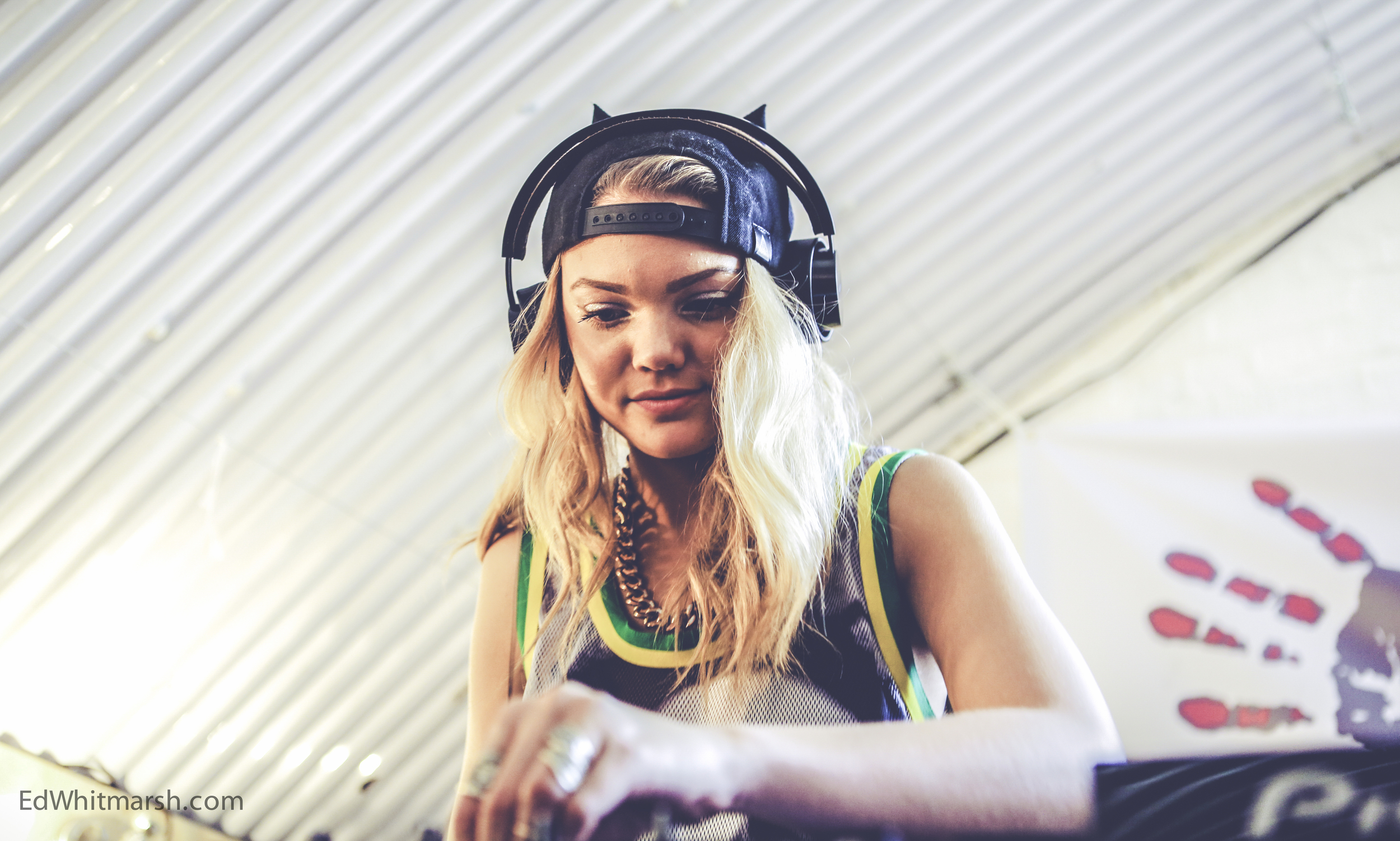 BECCA DUDLEY - FESTIFEEL