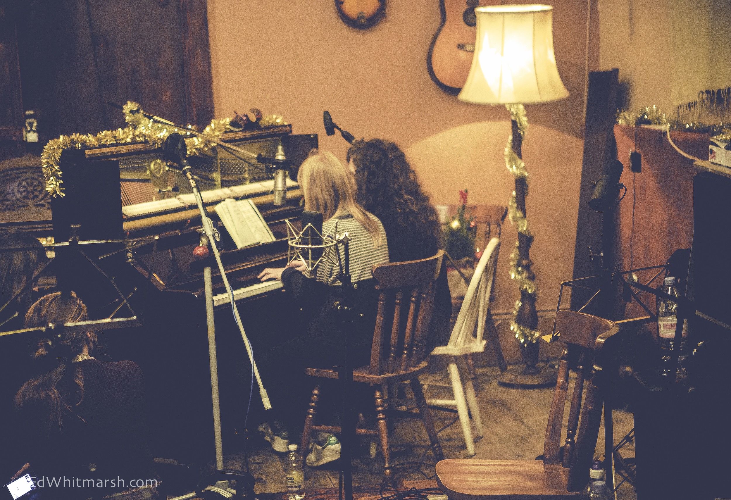 rae morris & LUCY ROSE - CRYPT STUDIO