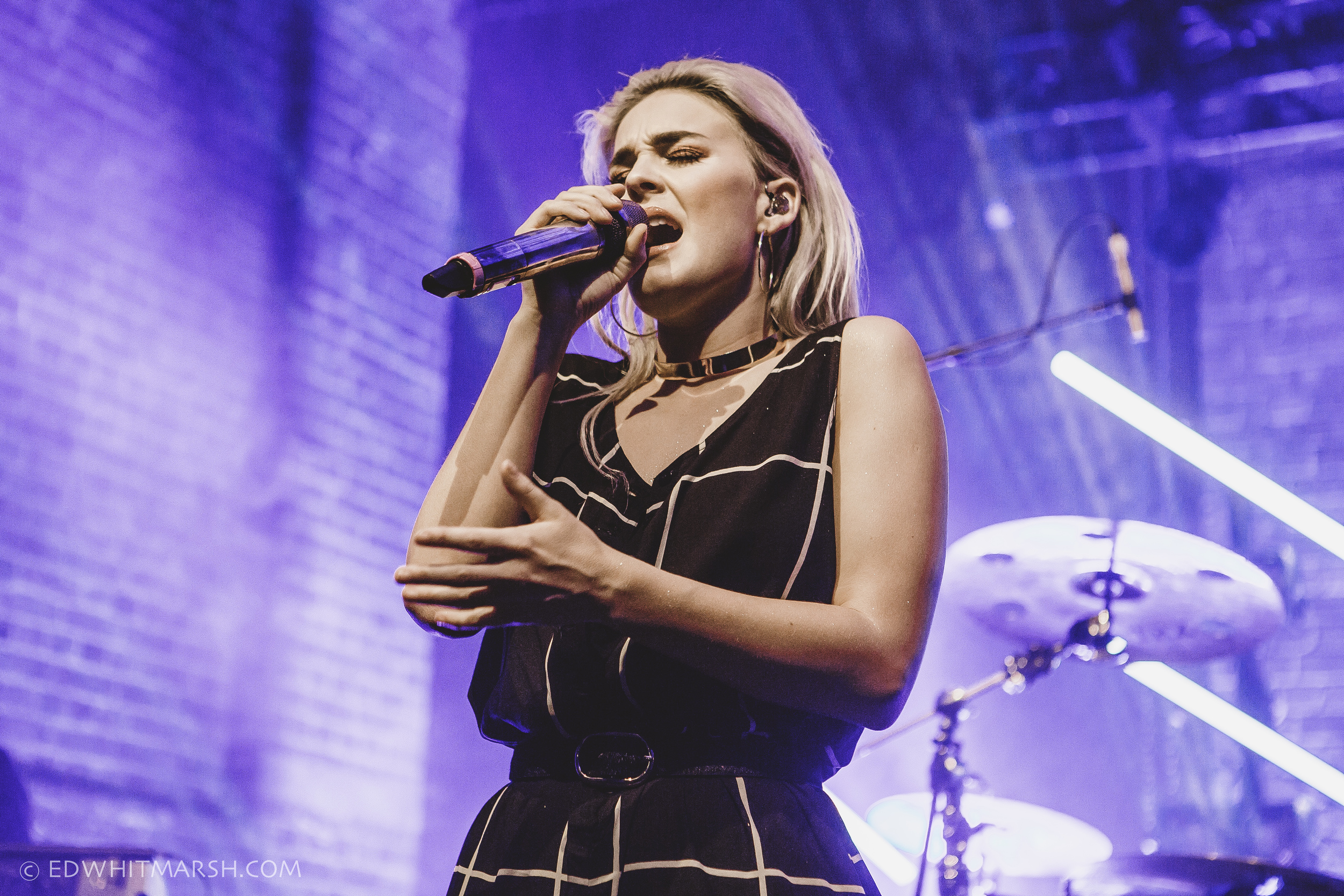 ANNE-MARIE