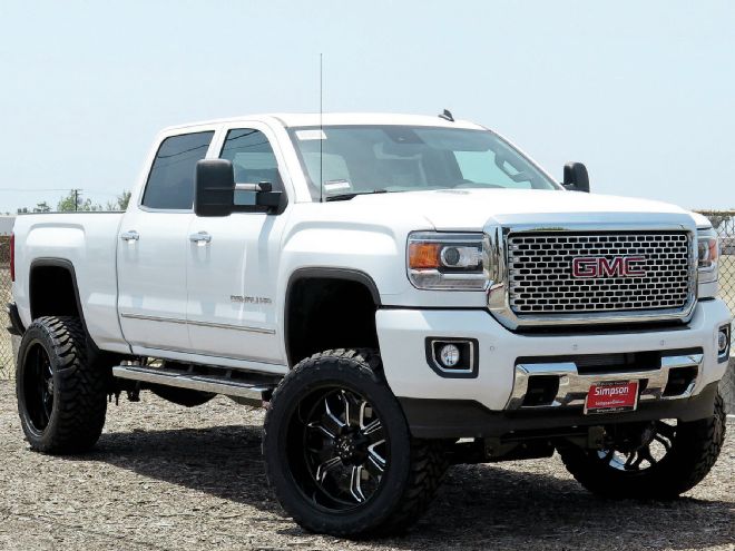 2015-gmc-sierra-2500hd-front-three-quarter.jpg