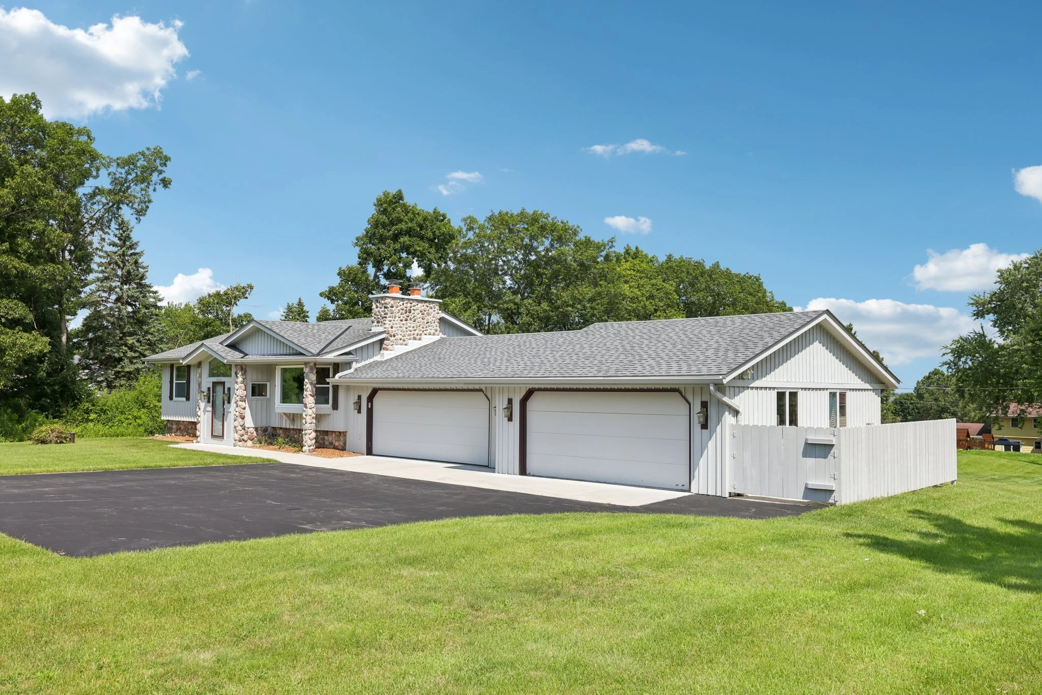 4-web-or-mls-Hickory Hill Pkwy-S1508-004.jpg