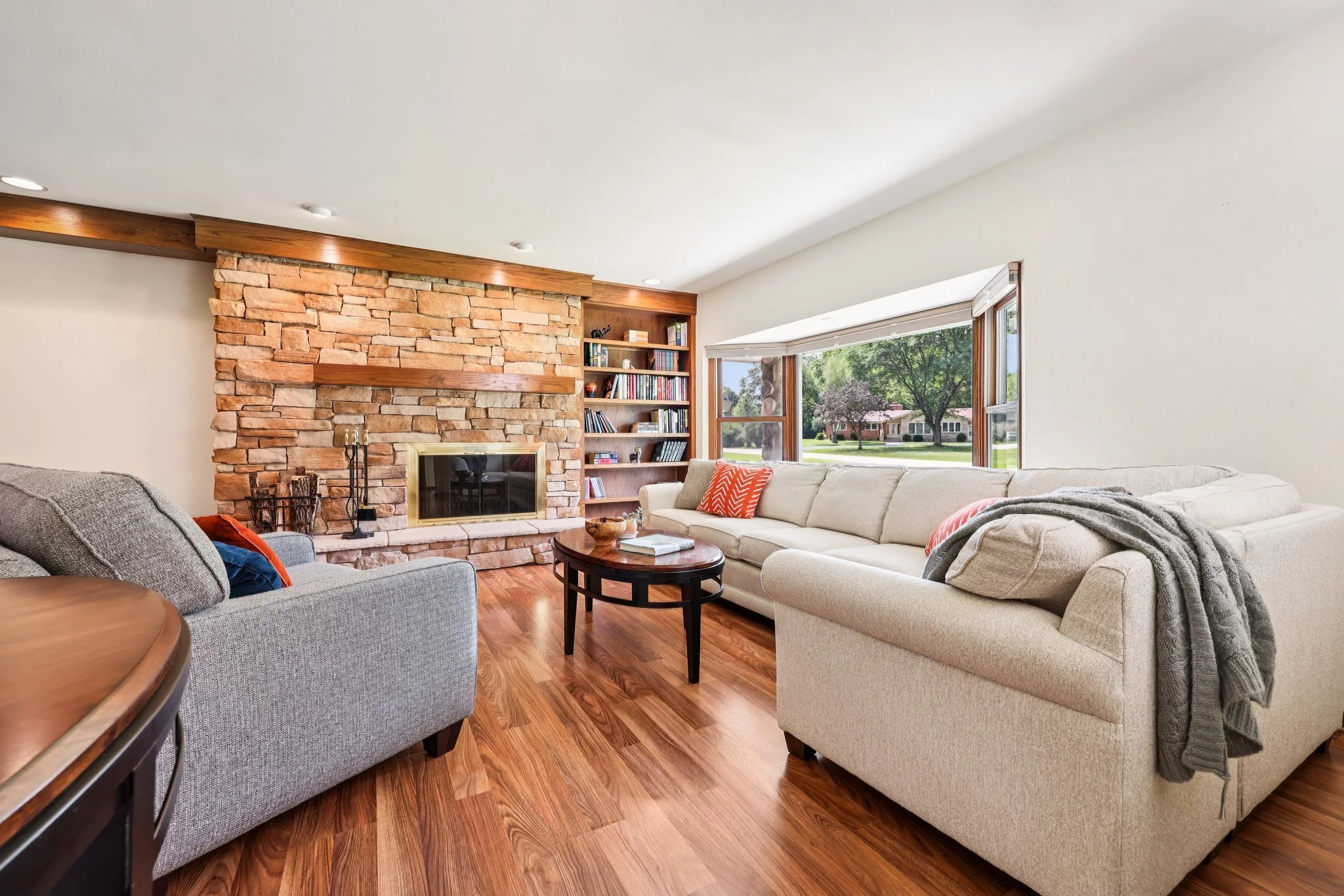 8-web-or-mls-Hickory Hill Pkwy-S1508-008.jpg