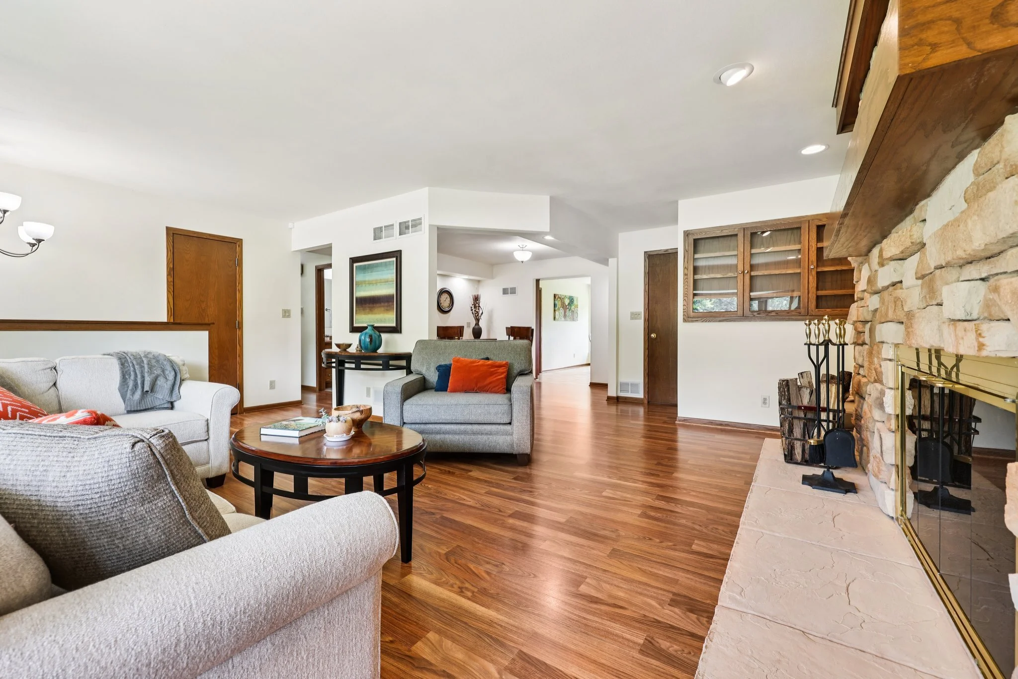 9-web-or-mls-Hickory Hill Pkwy-S1508-009.jpg