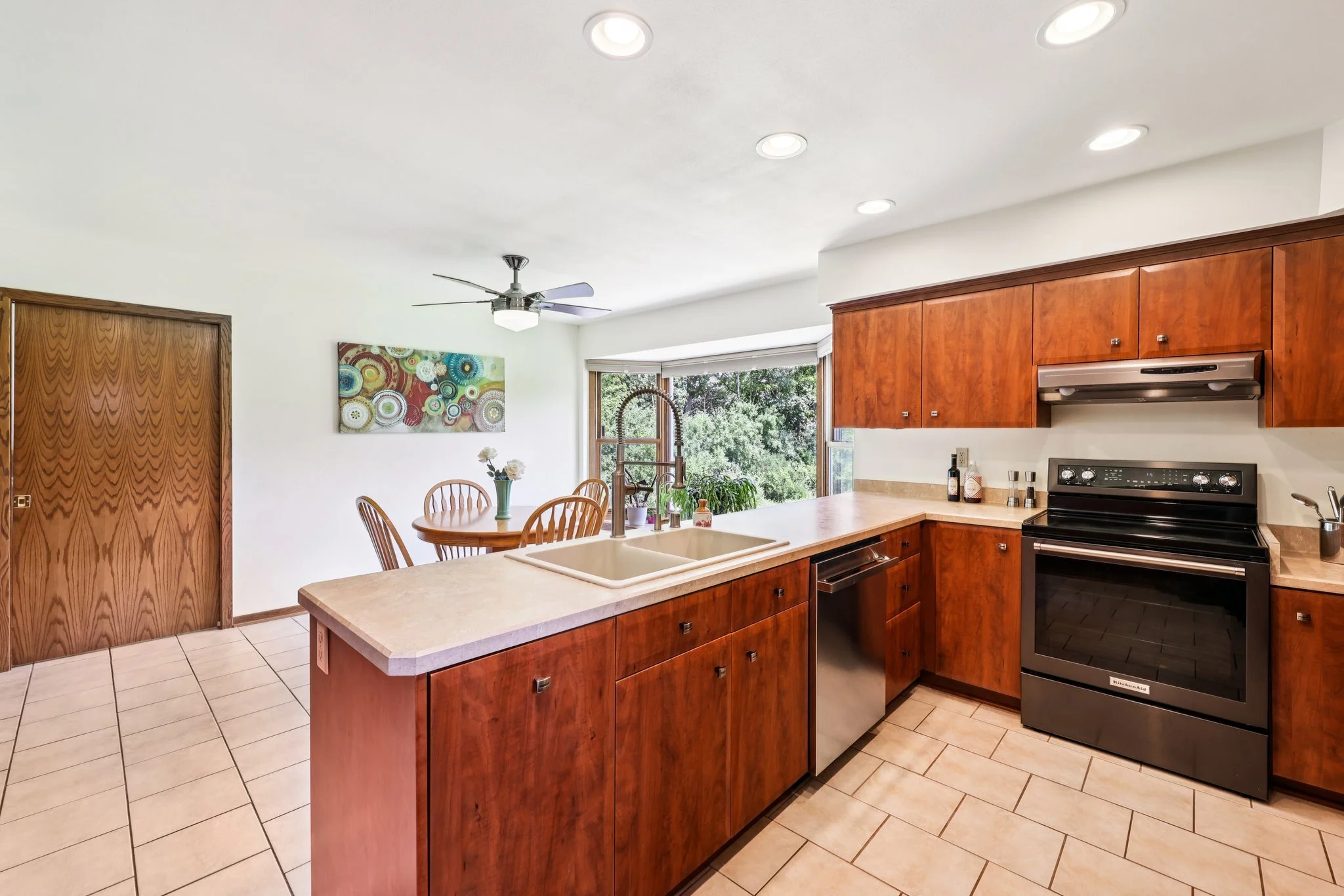 20-web-or-mls-Hickory Hill Pkwy-S1508-020.jpg