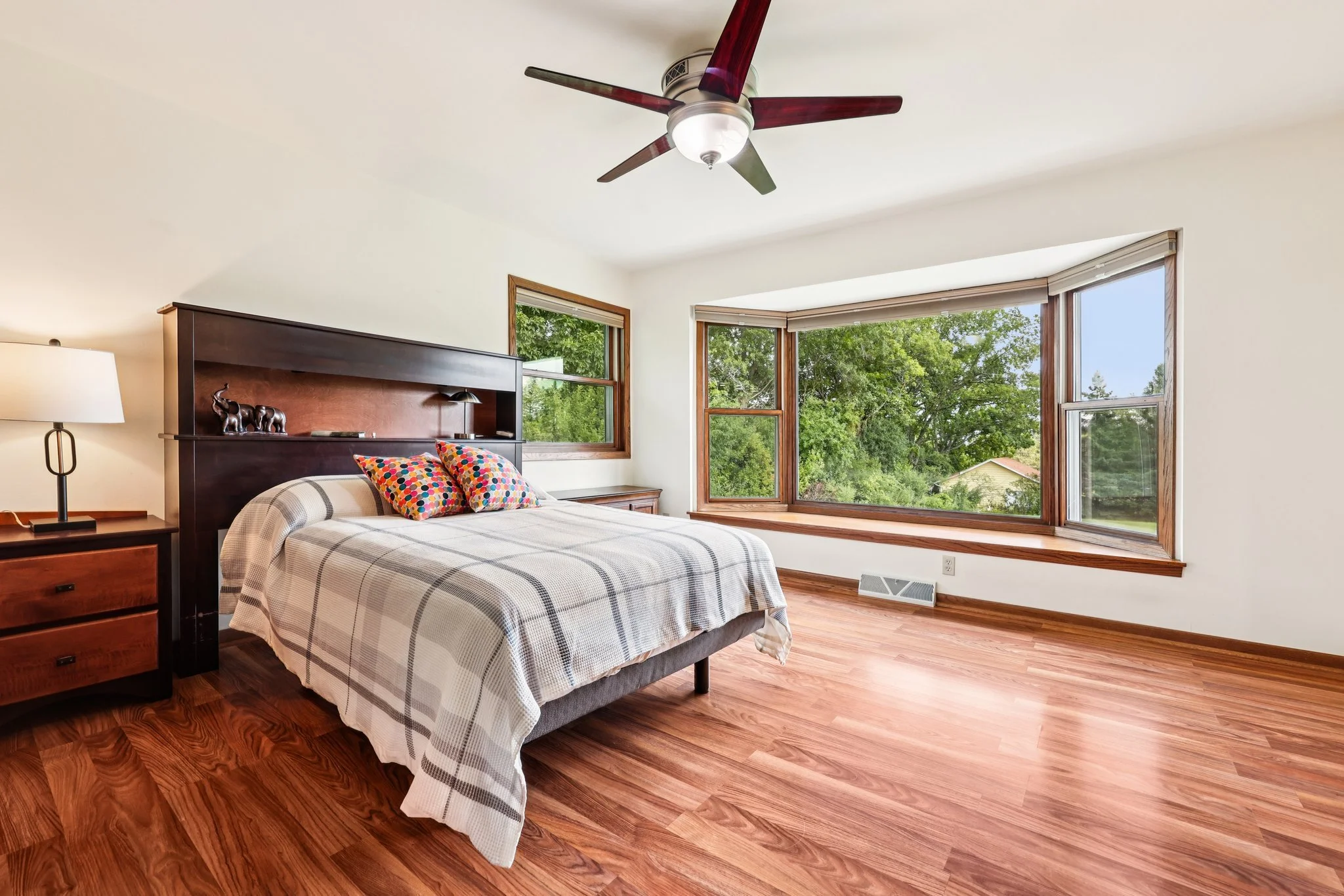 31-web-or-mls-Hickory Hill Pkwy-S1508-031.jpg