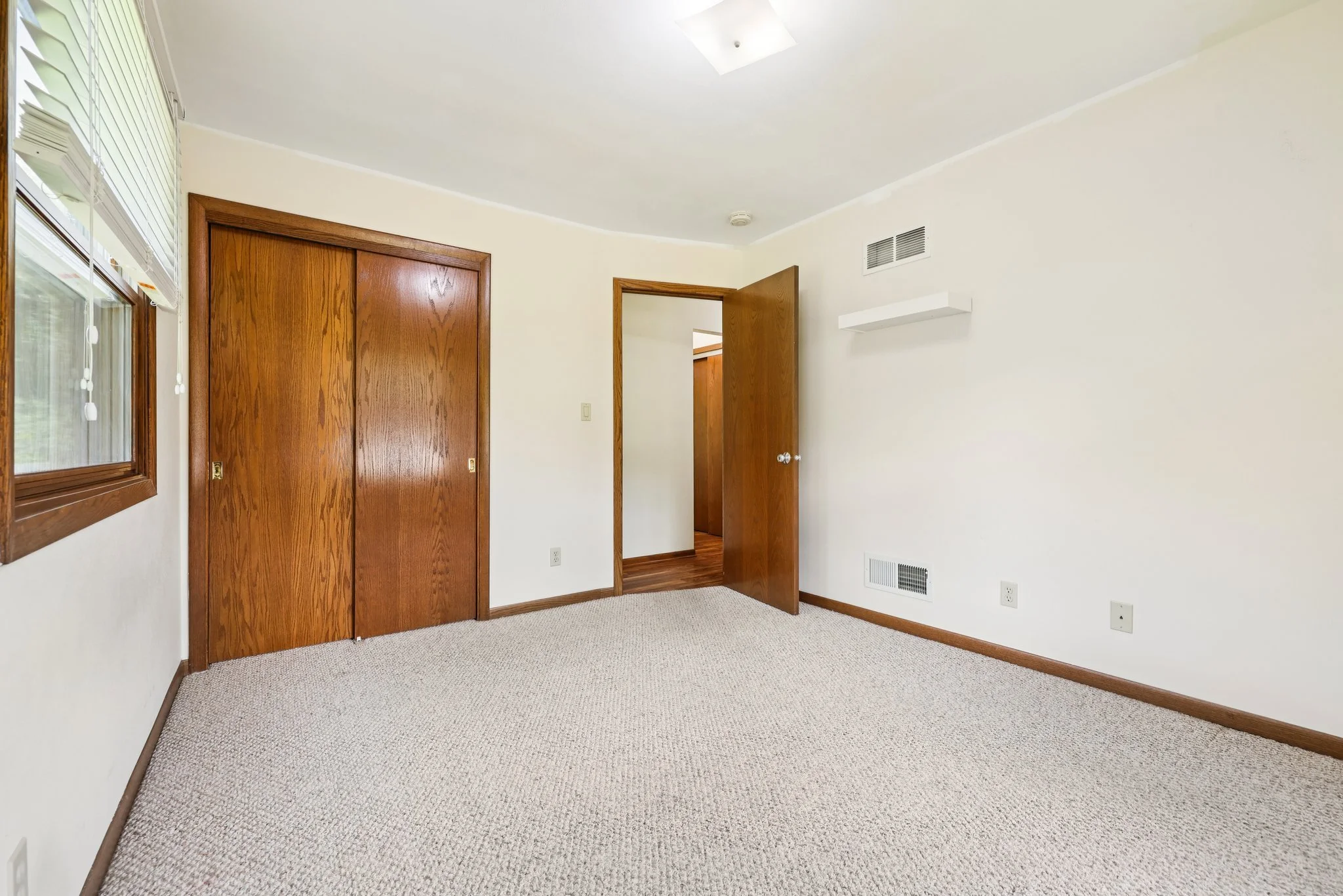 34-web-or-mls-Hickory Hill Pkwy-S1508-034.jpg