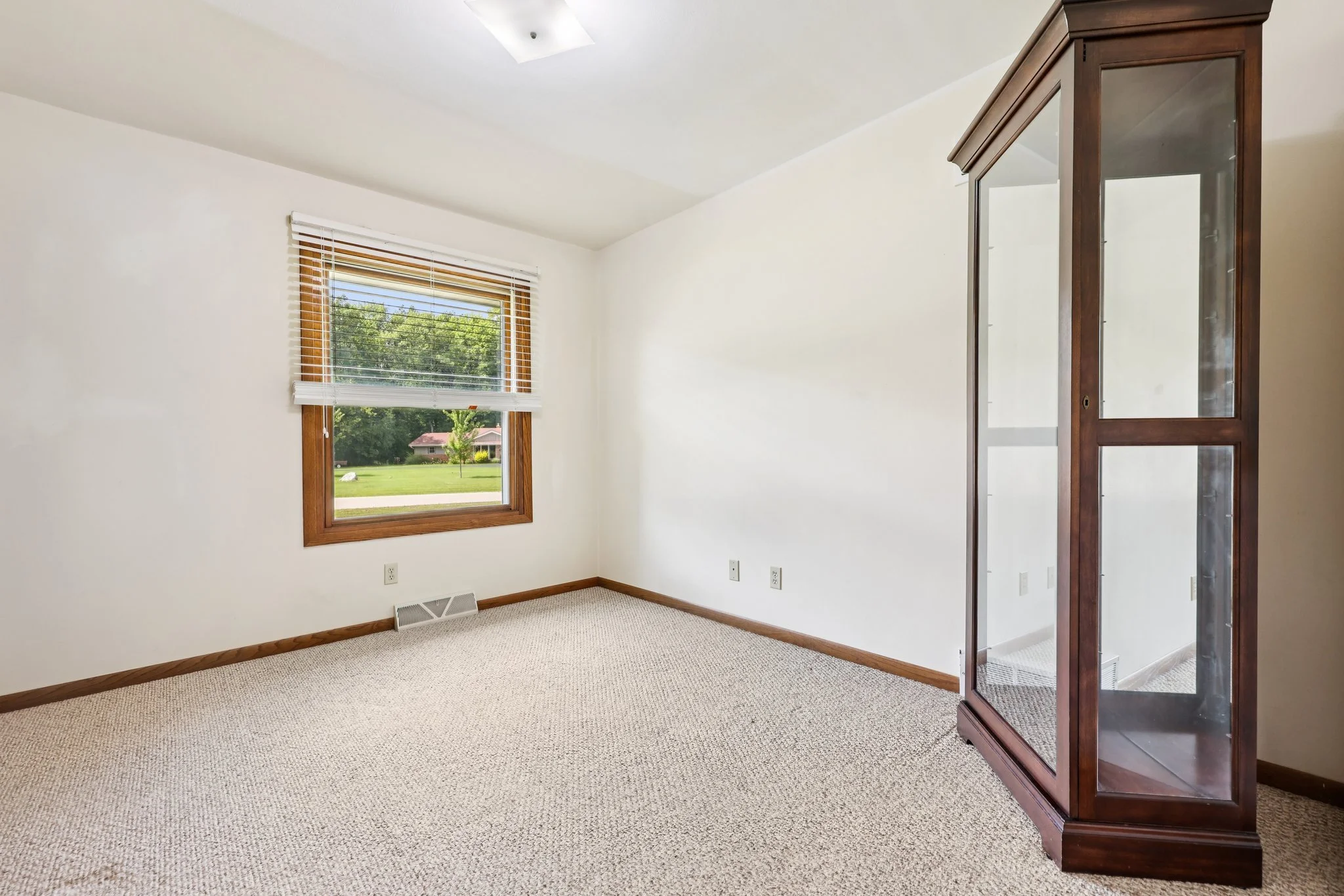 35-web-or-mls-Hickory Hill Pkwy-S1508-035.jpg