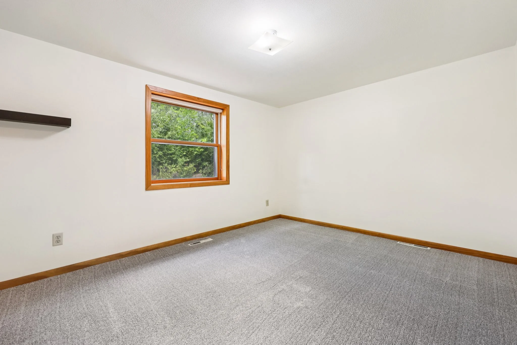 42-web-or-mls-Hickory Hill Pkwy-S1508-042.jpg