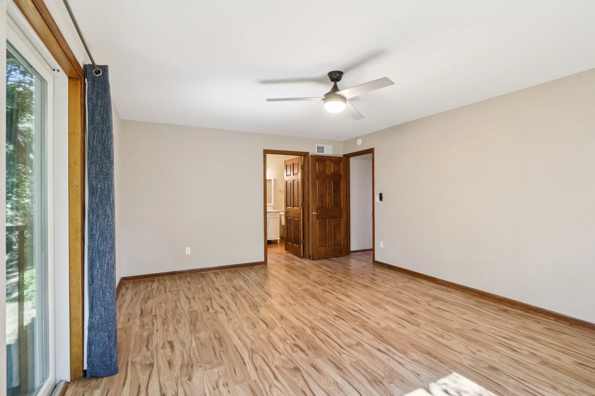 32-web-or-mls-Quail Hollow Ct a-S1209-032.jpg