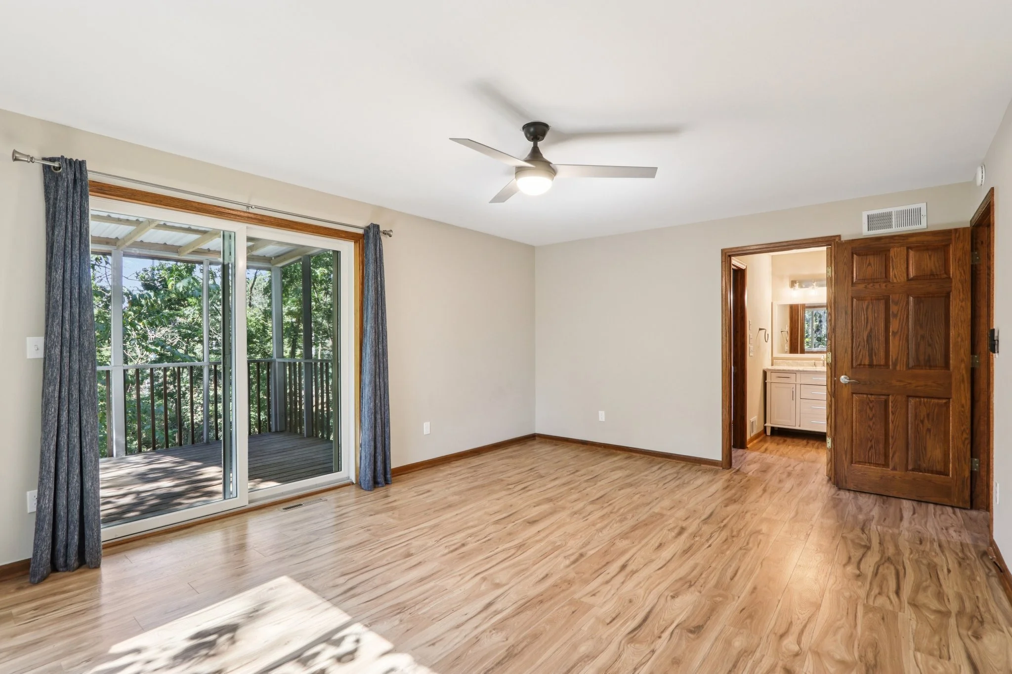 33-web-or-mls-Quail Hollow Ct a-S1209-033.jpg
