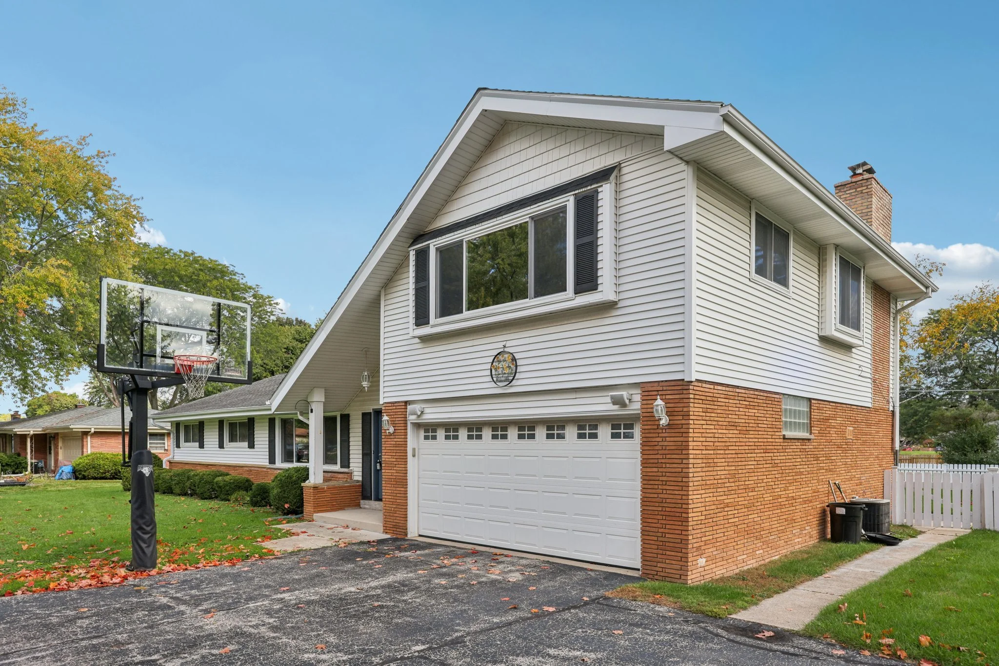 5-web-or-mls-N 165th St-S1510-005.jpg