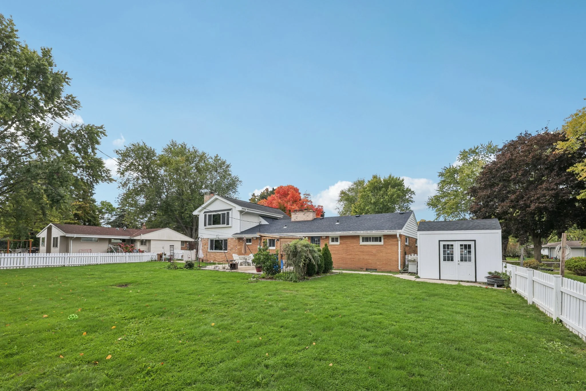 40-web-or-mls-N 165th St-S1510-040.jpg