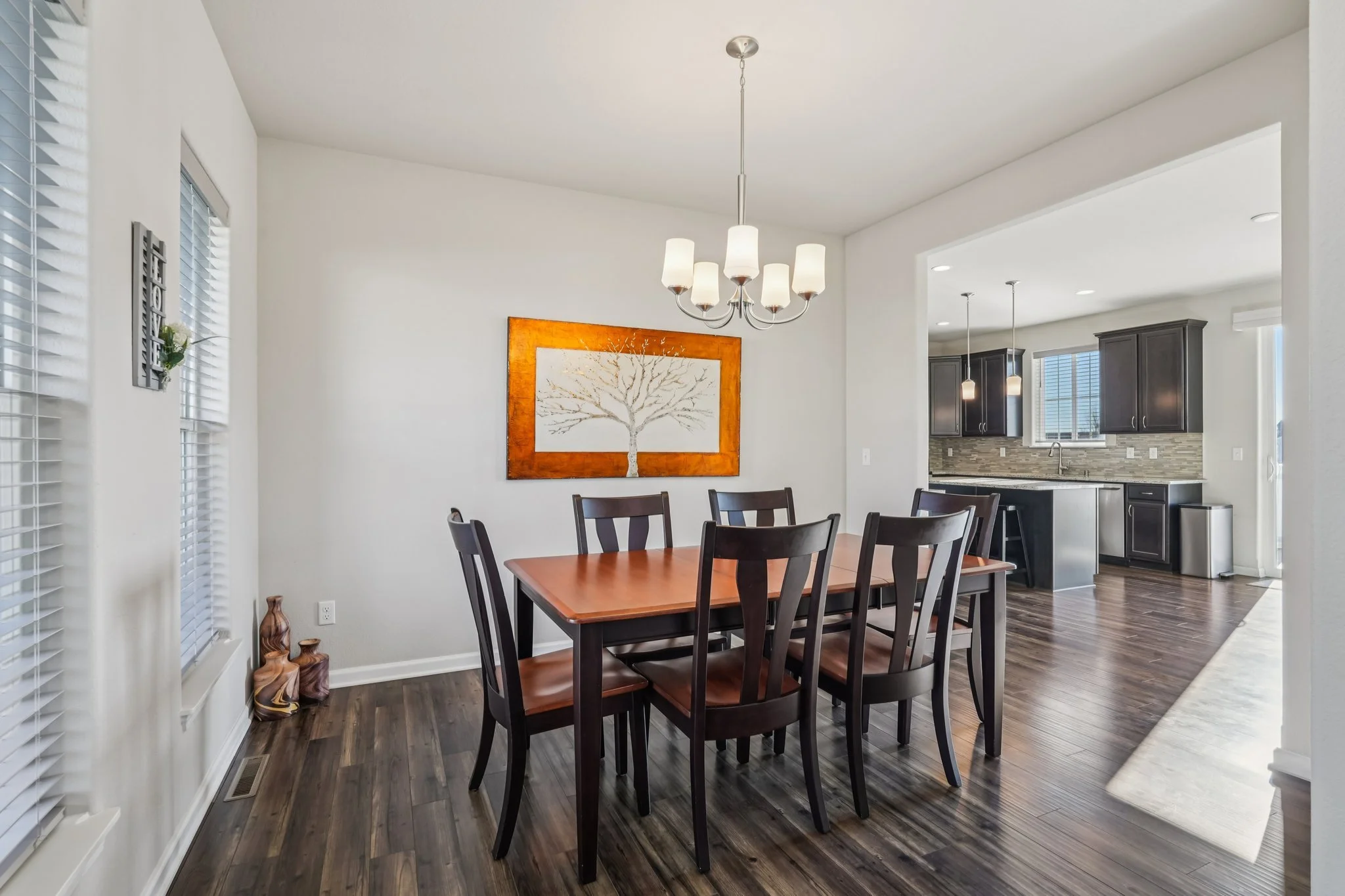 13-web-or-mls-Windrush Dr-S1001-013.jpg