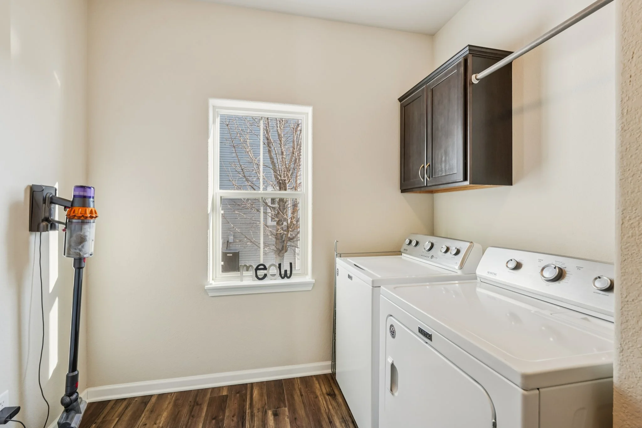 36-web-or-mls-Windrush Dr-S1001-036.jpg