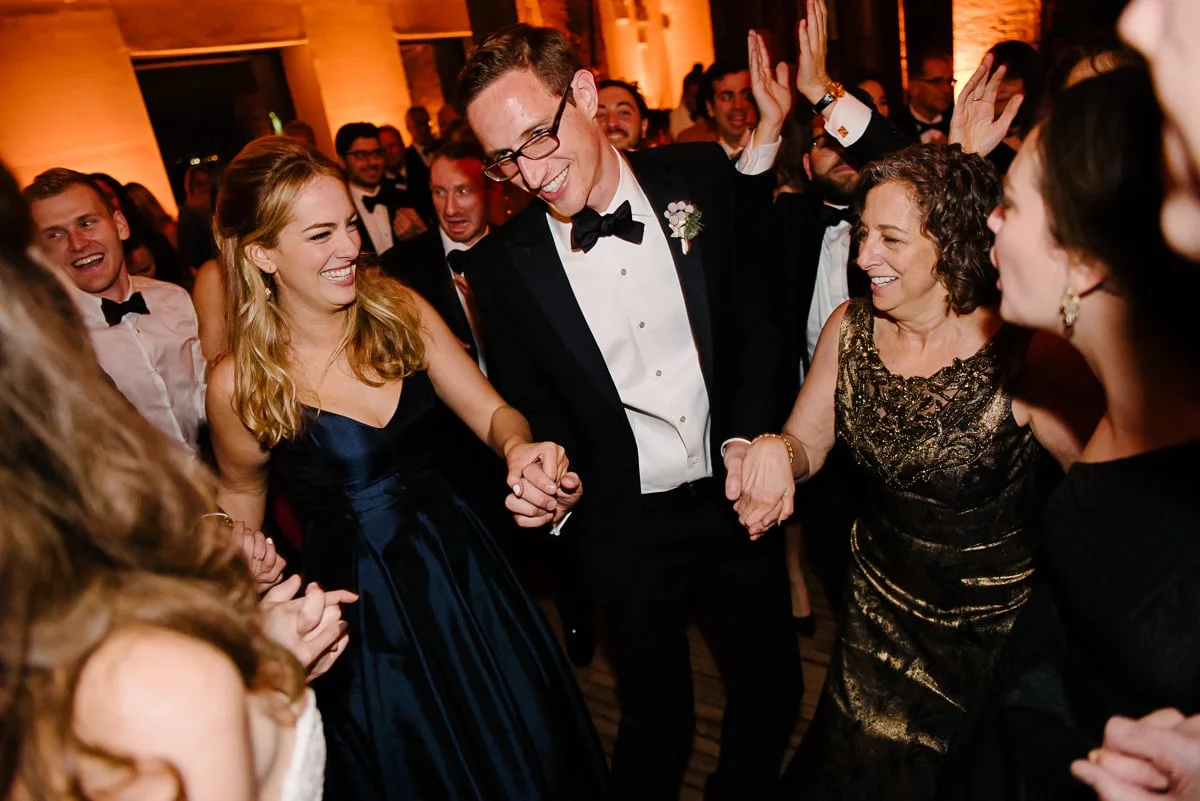 Liberty-Warehouse-Brooklyn-Wedding-18.jpg