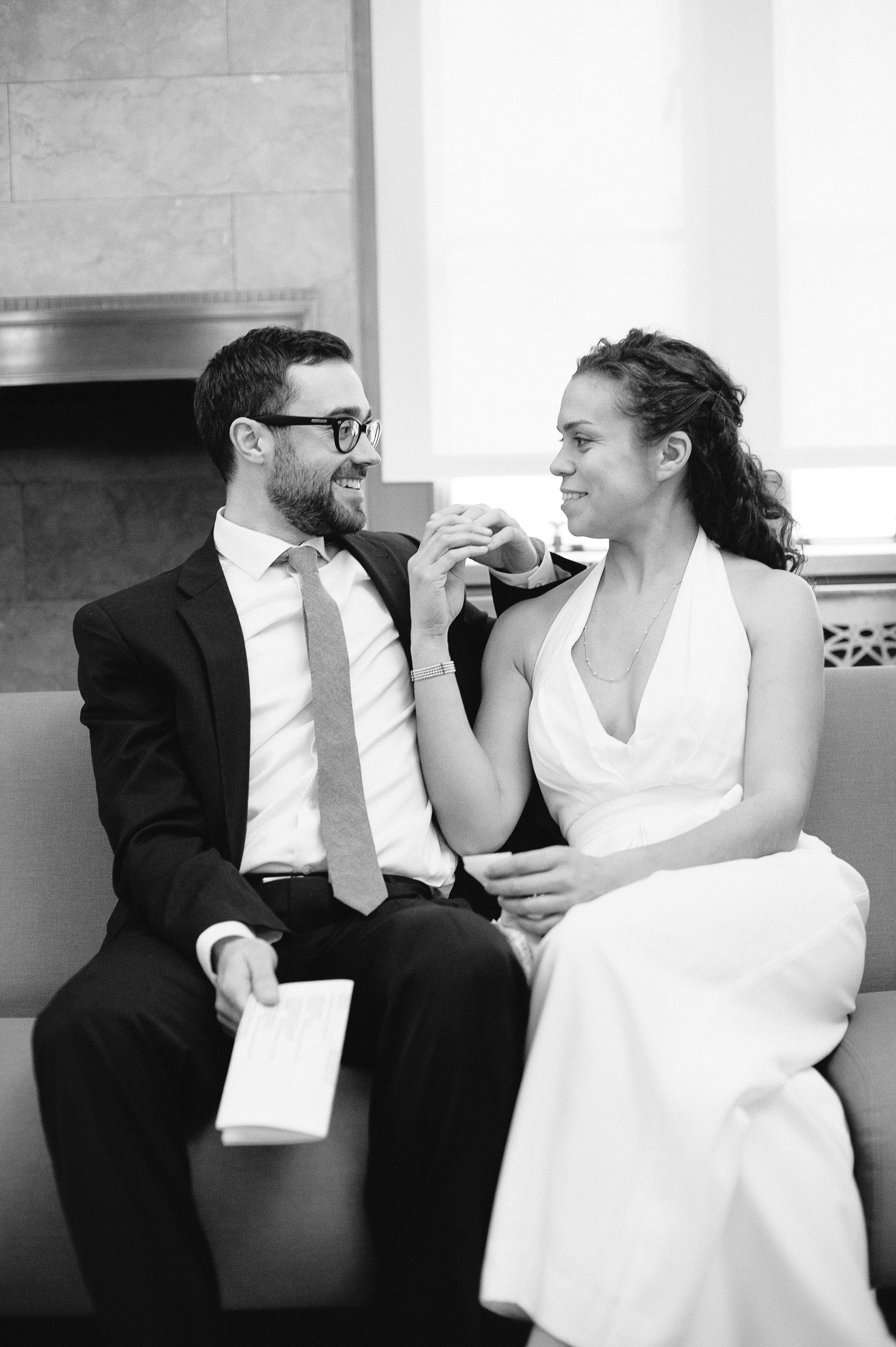 SANDY_SOOHOO_NYC_ELOPEMENT_PHOTOGRAPHER_032.jpg