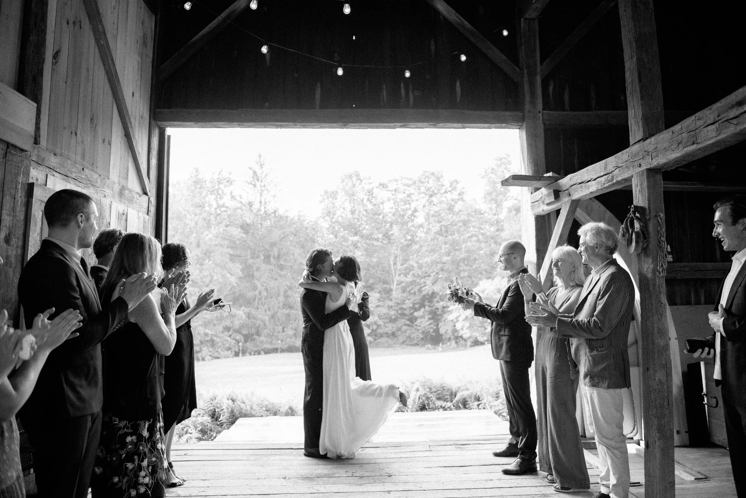 Hudson_Valley_Wedding_Photography_Modern_Sandy_SooHoo_14.JPG