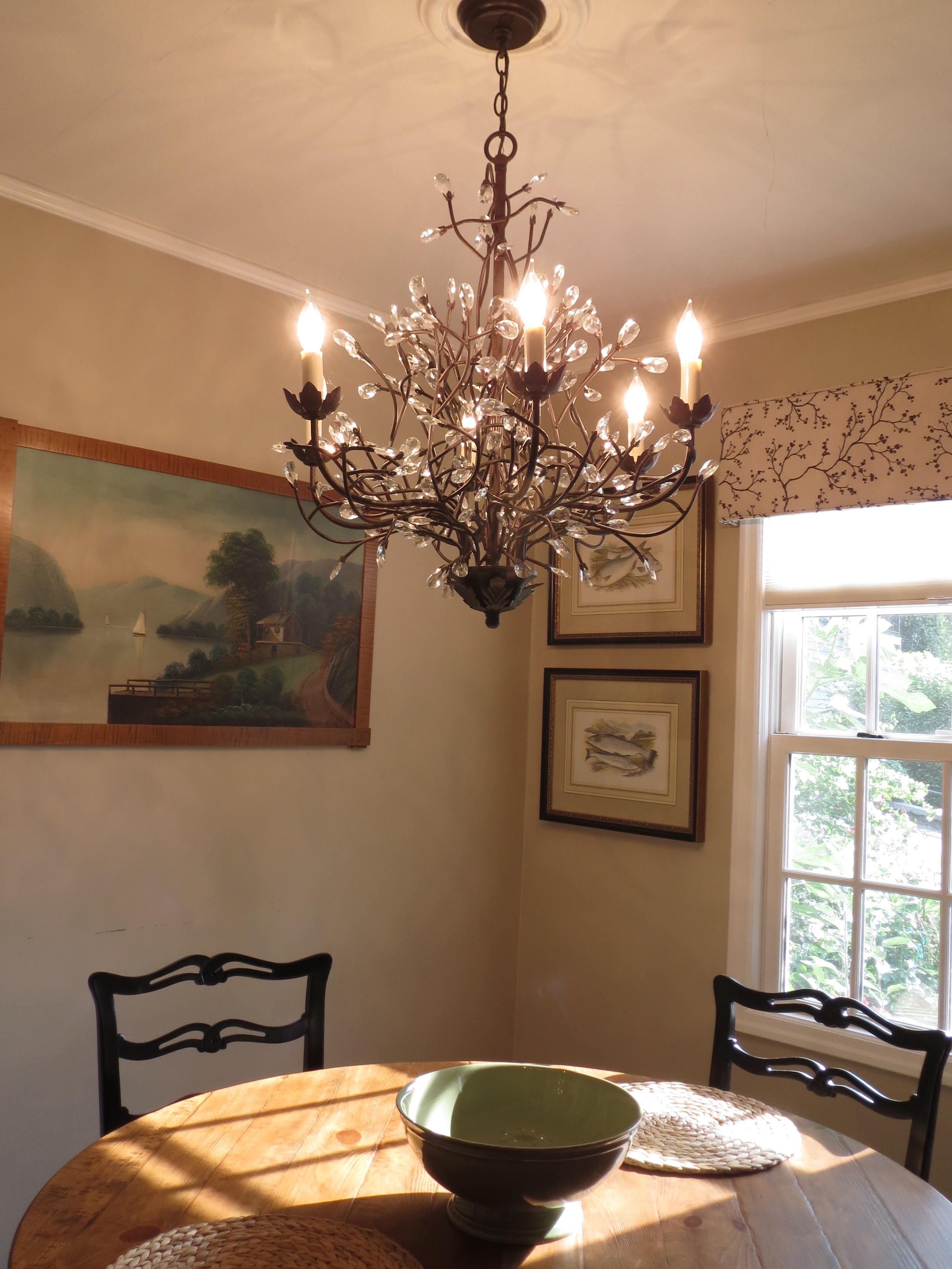 Chandelier instalation