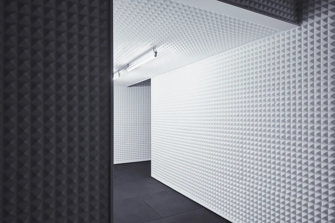 01 studioplusthree thisisavoice.jpg