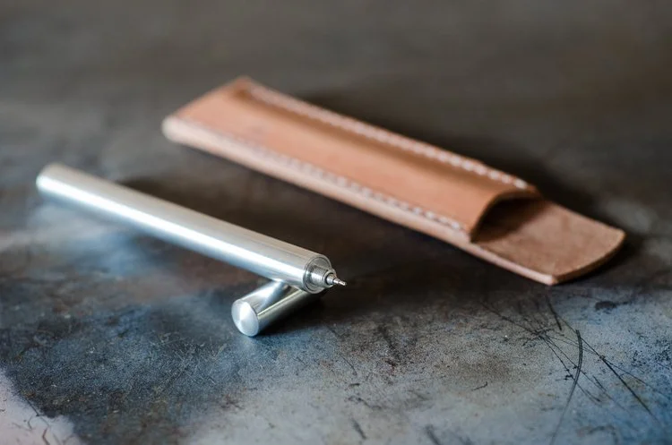 ATELEIA Aluminum Pen and Leather Sleeve