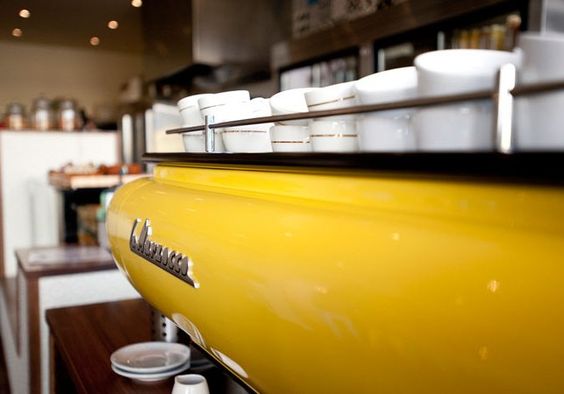 Very important: retro-ness. Photo courtesy of Pinterest/Broadsheet