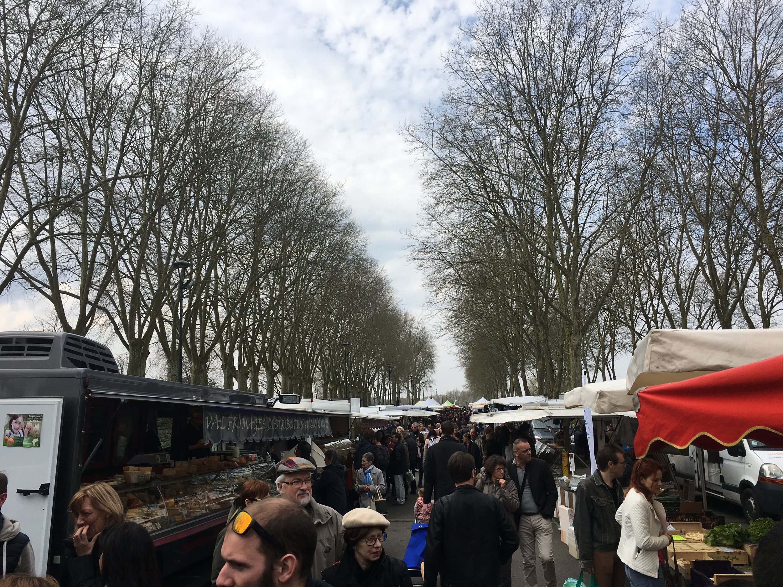 Amboise Market, Sunday.
