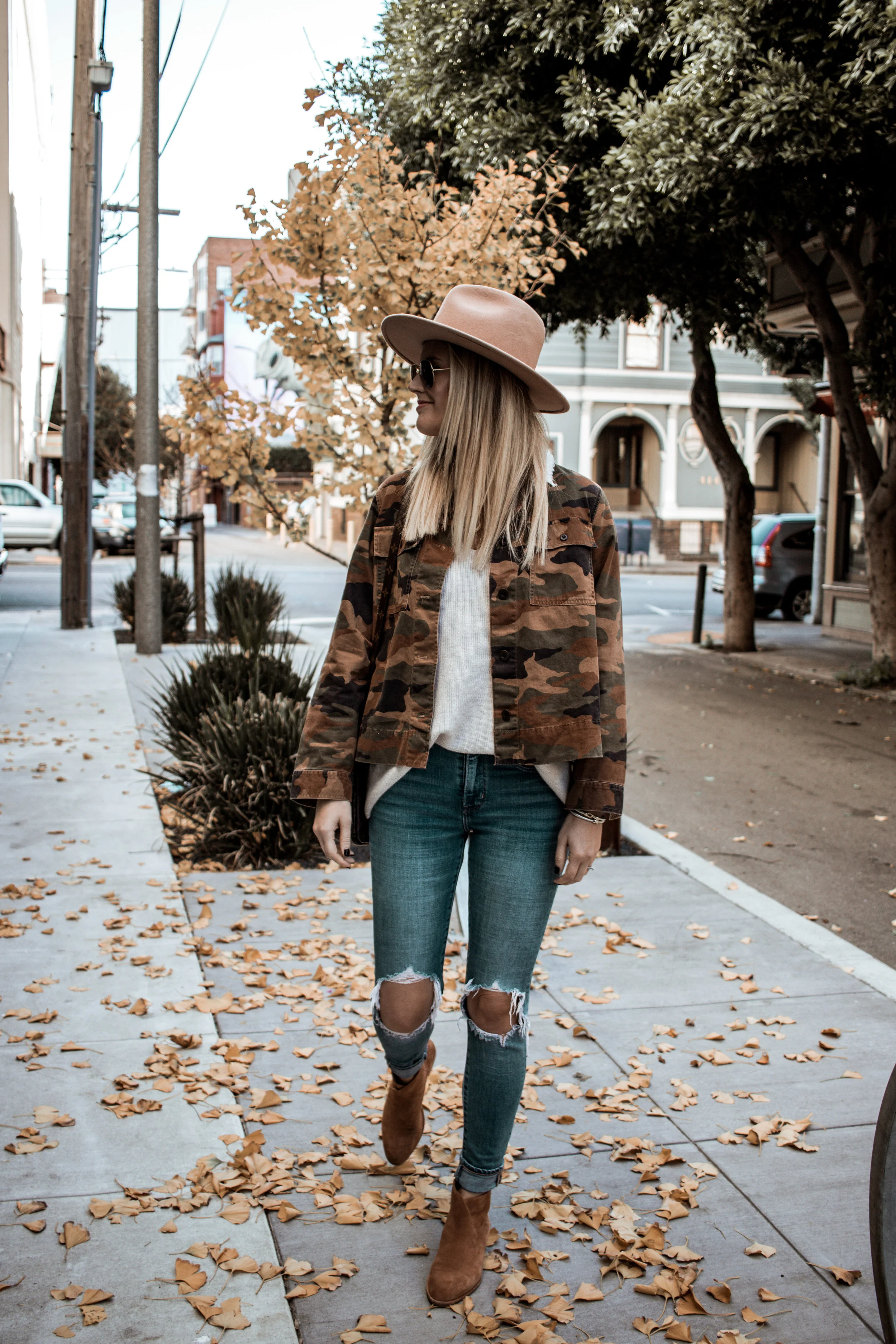 MADEWELL-CAMO-JACKET-WITH-SHERPA-COLLAR-36.jpg