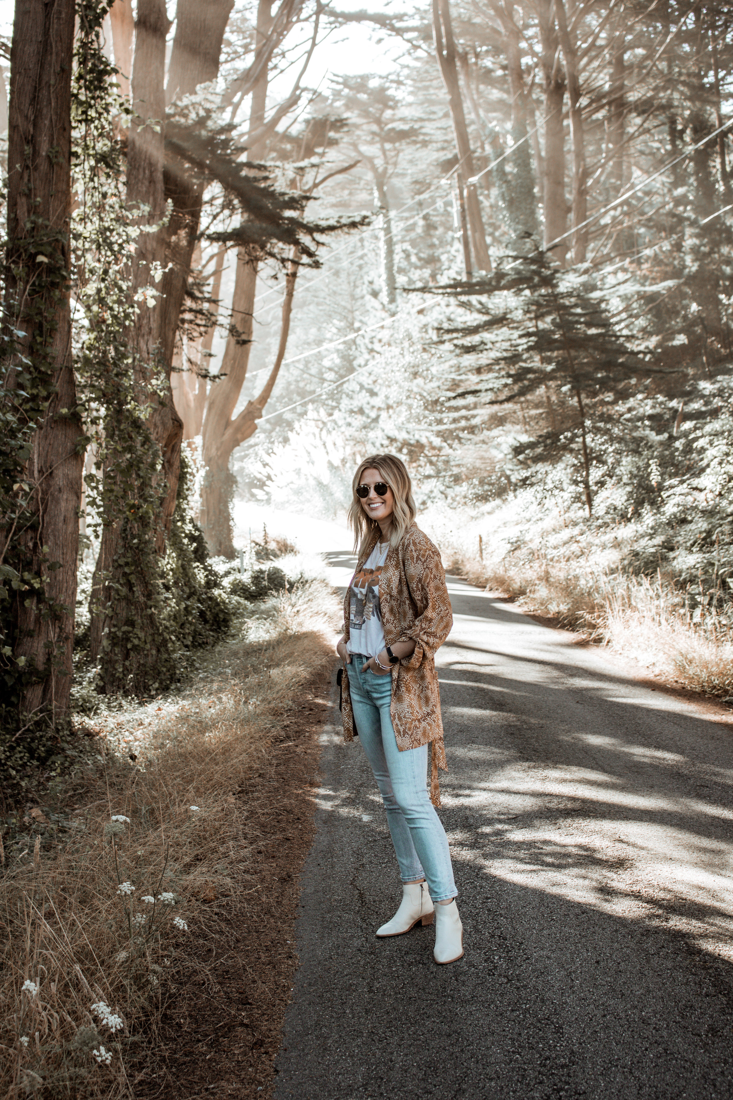 this-and-that-blog-snakeprint-blazer-4.jpg