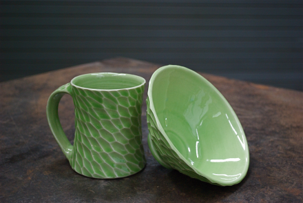 bowlnmugcouple_jury_size