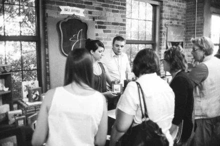 528502_10152132878235462_1101159723_n