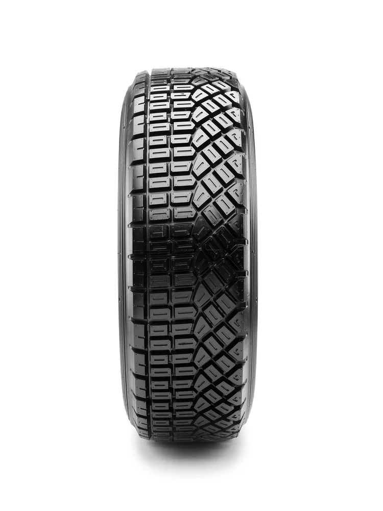 MAXXIS Medium Tires Now In Stock — Four Star Motorsports