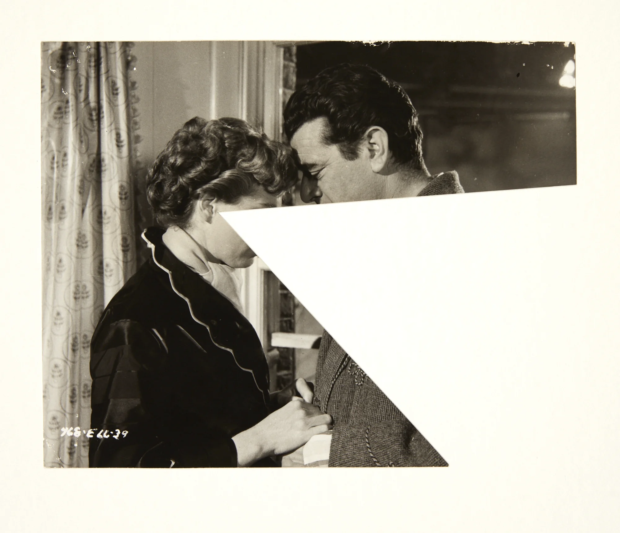 John Stezaker, Untitled , 2018, collage, 18.9 x 23.6 cm, courtesy of The Approach, London
