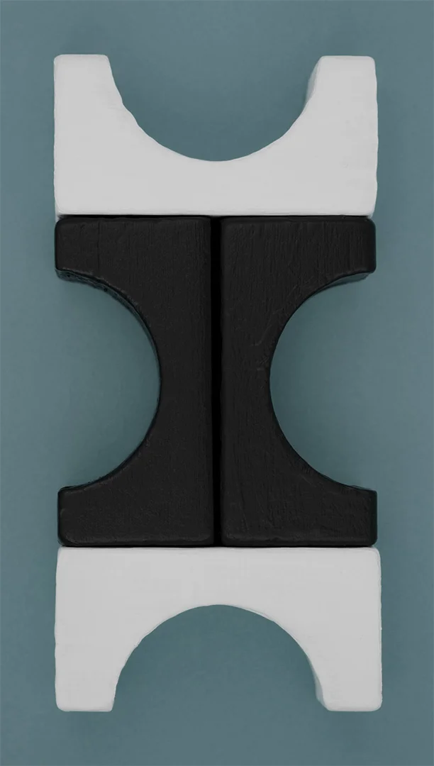 Gavin Hipkins, Block Sculpture X , 2018, unique-state archival print,, 600 x 340 mm
