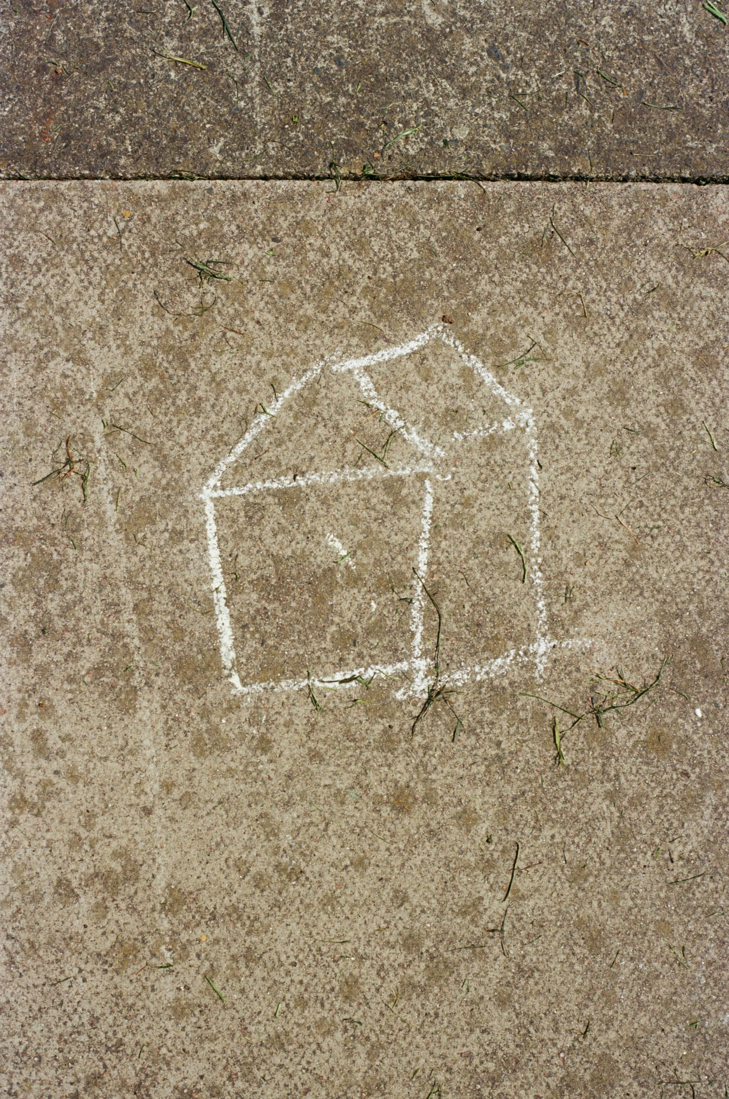 AE_Lesnes_Estate_chalk house.jpg