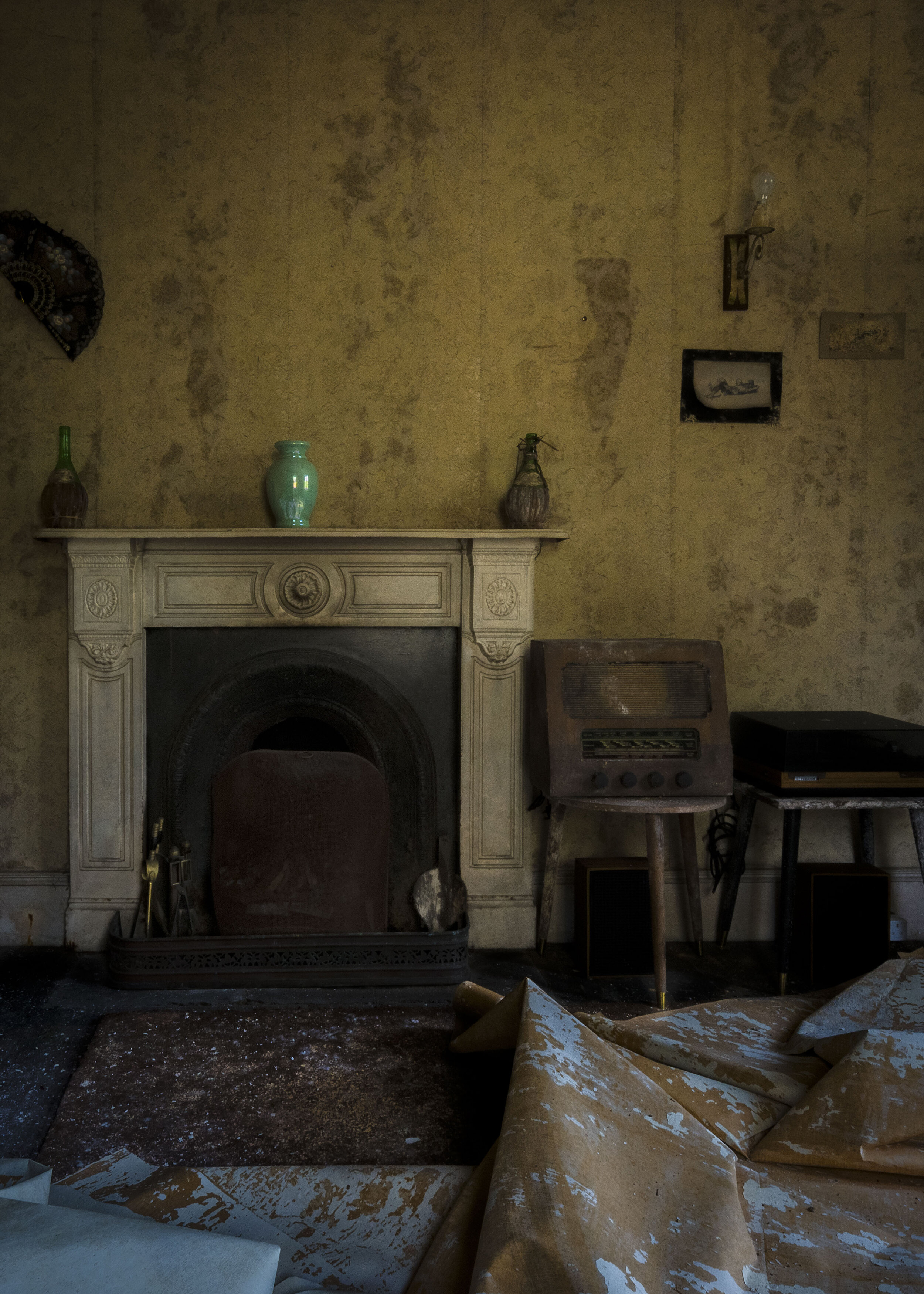 Living room Profile PH.JPG