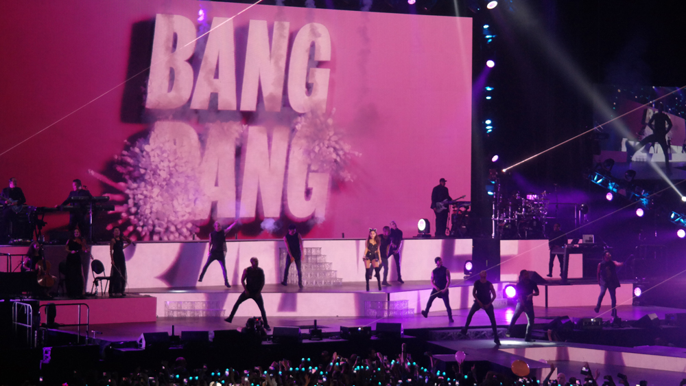 Ariana-Grande-Amsterdam-Ziggo-Dome-Bang-Bang-The-Wong-Janice.jpg