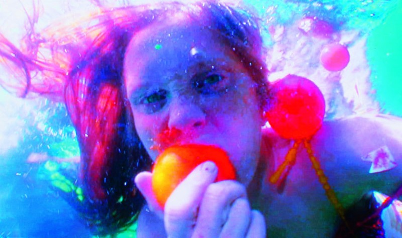 01-pipilotti-rist-tyngdkraft-var-min-van-2007-800x474.jpg