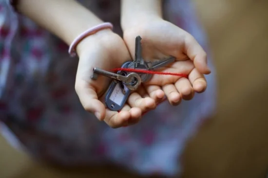 The_Key_in_the_Hand.jpg