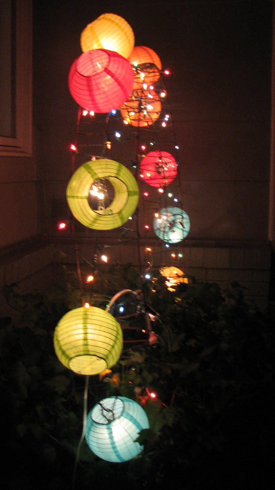 Lantern lights 003.jpg