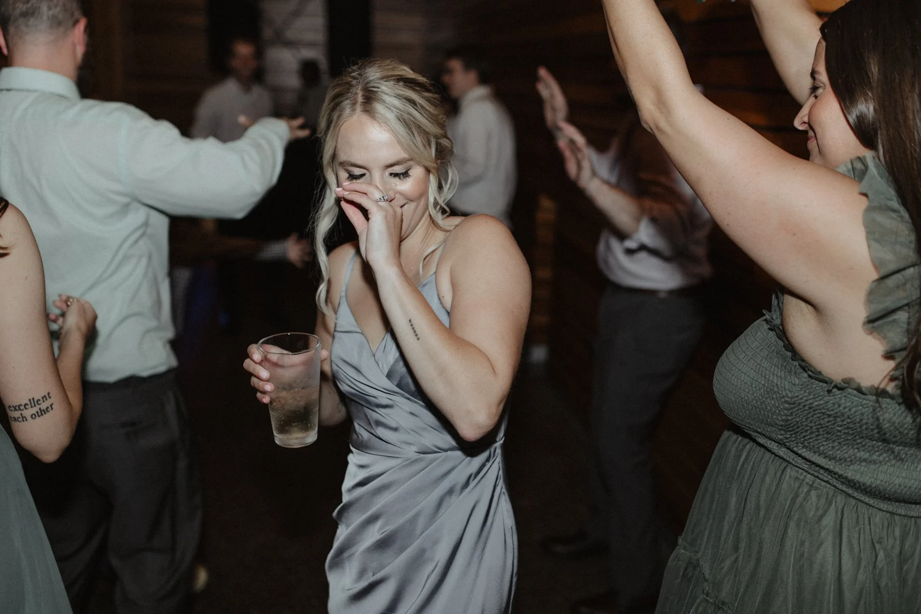 ShadowShinePictures-MirandaMichael-Grand-Rapids-Wedding-Photography-113.jpg