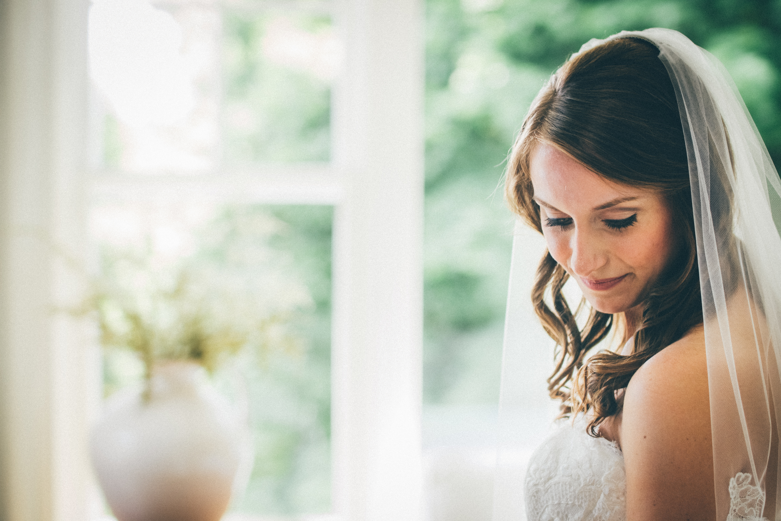 Grand-Rapids-Michigan-Wedding-Photography-Cinematography-Shadow-Shine-Pictures-Josh-Cassie-Teigen-Schoonmaker-004